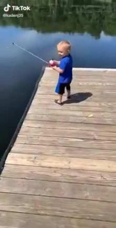WGGW letting the kid keep walking on the dock while he looks in another direction.