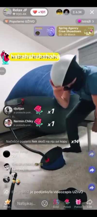 O mano rompeu a barreira do som kskkks