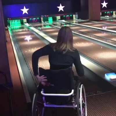 🎳- T6 PARAPLEGIC ♿️