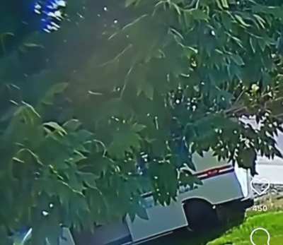 “I’m okay!” “NO YOU’RE NOT!”  - Neighbors freak after seeing mailman eject himself from his own mail truck.. 