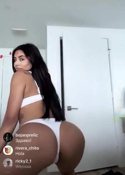 IG live twerk