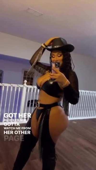 Itsmeli 🍑🤳🏽🖤