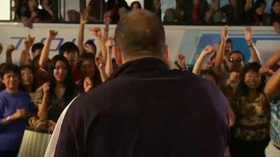 Public mein chod diya Amy Smart ko