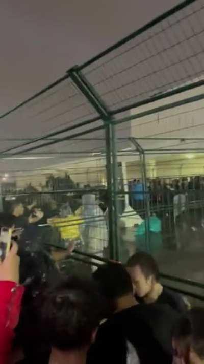 they bustin down the gates