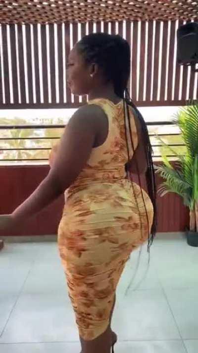 Maame Adwoa (@_maameadwoa)