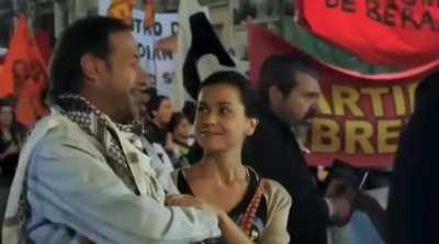 Francella siempre del lado correcto