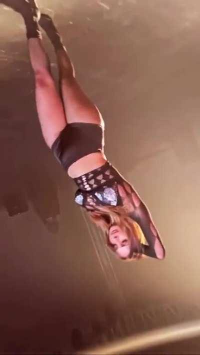 Thunderous thighs of Malaika Arora… 😍😘💥🎉