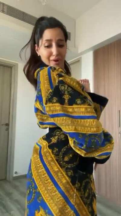 Nora Fatehi's Buss it challenge!