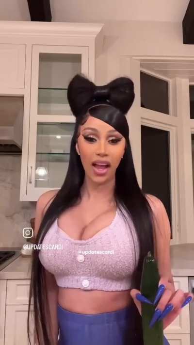 Cardi B 