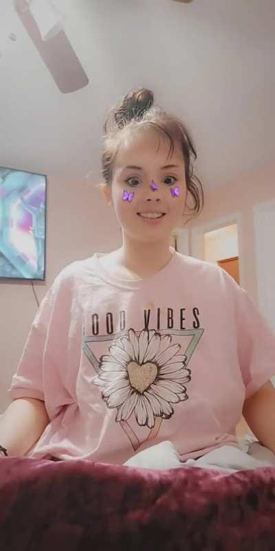 🌸Me being Goofy and showing my Titties🌸 [18 years old OC]