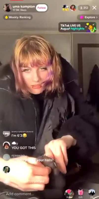 here's her ripping her sockd