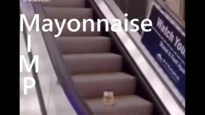 Mayonesa en el ascensor