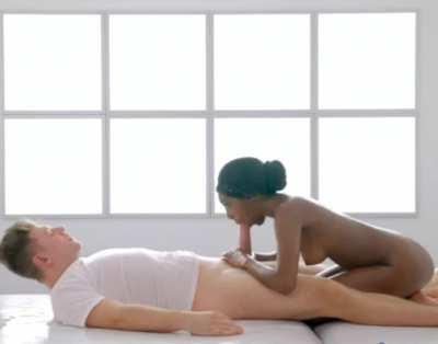 Black Women Love Sucking Big White Cock 😈🔥