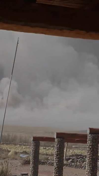 Así se está viviendo el zonda en Catamarca