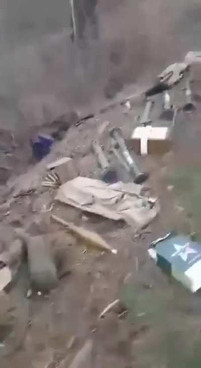 In Nikolaev more captured Russian equipment. Hell, the engine is still running!