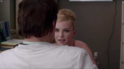 Betty Gilpin - Nurse Jackie: Season 5 (2013)