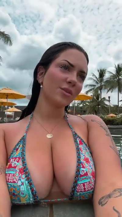TikTok User theruby_drew With Her Bikini Top Covered Boobs Already Pushed Together Showing Her Cleavage