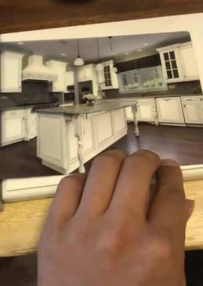 Displaying different material used in real time