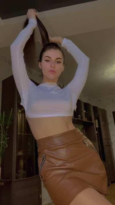 who wants the shirt to drop?