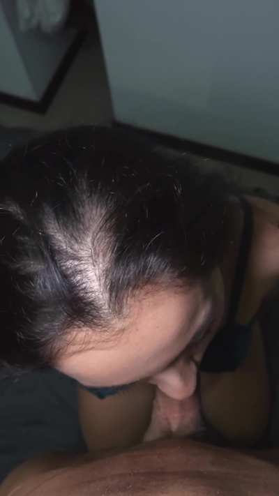 Sloppy blowjob that left my mouth full