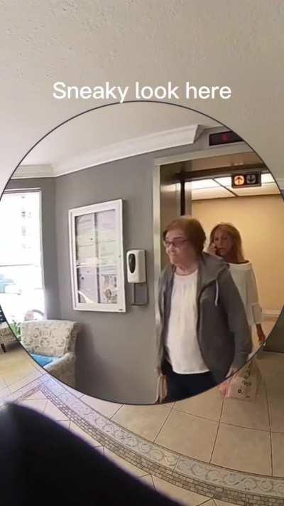 GILF back at it😈🍆