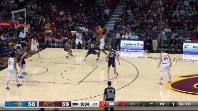 [Highlight] Garland hits the deep three from the logo!