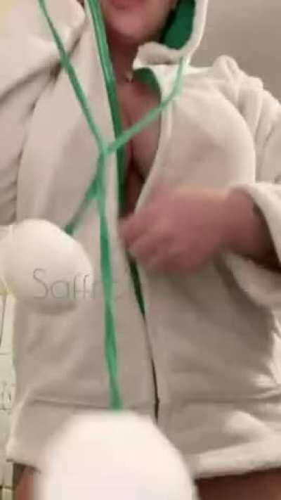 Did I surprise you with how stacked I am?