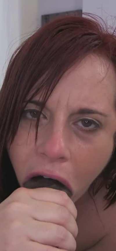 Looks so good in her mouth