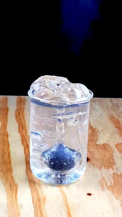 Hot metal ball hits aloe vera gel