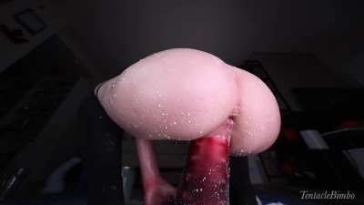 Thick ass collage girl pleases her self 