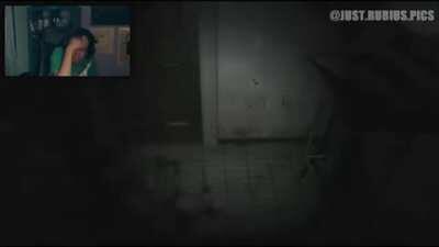 Bajen el volumen al escuchar