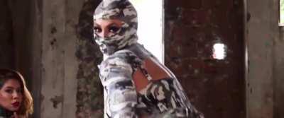Camo balaclava + Cheeks