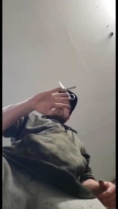 Difficult scissor juggle