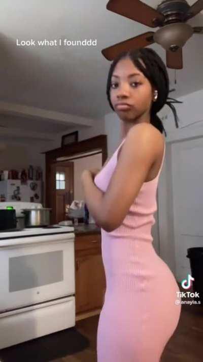 Love her in this dress