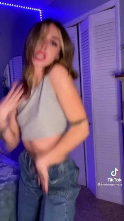 She really knows how to move