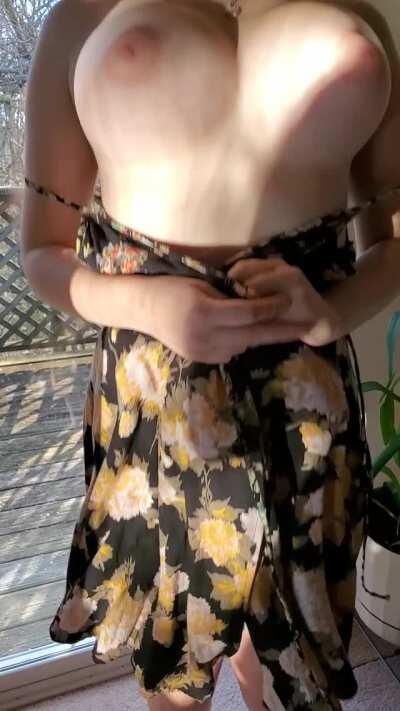 Are you into natural and short girls? (18f)💕