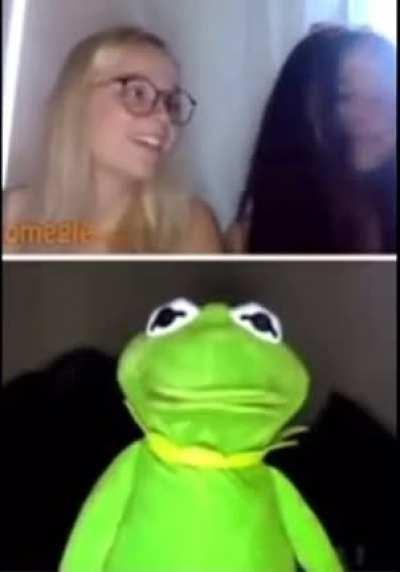 Blursed_Kermit