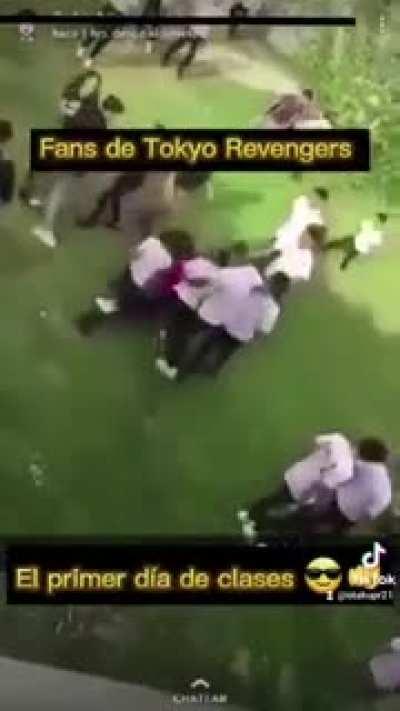 Ya no puedo salir a la calle sin golpear mujeres o golpearme con un grupo de gente. Ayuda