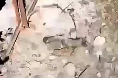 Alt angle of russian fragging himself out. 