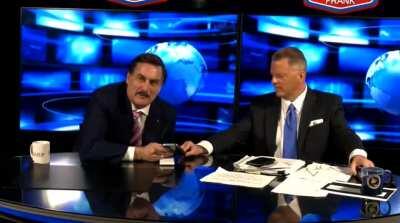 Mike Lindell was just duped into thinking Trump was calling into the program