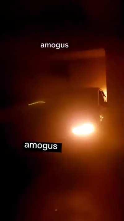 Amogus car
