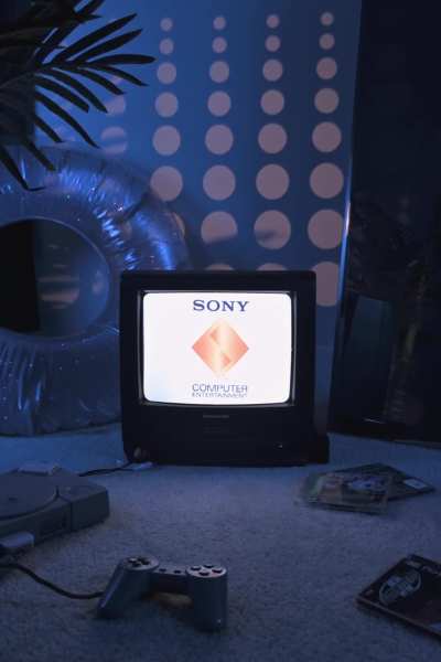 Made this lil' PS1 intro video last night