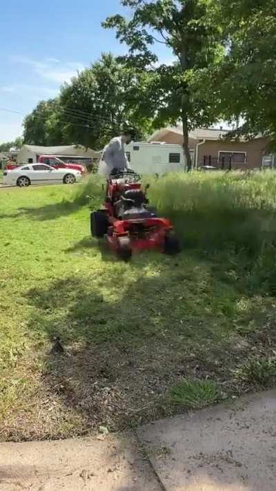 This 98 YEAR OLD woman wouldn’t let go of her CRUMBLING HOME @sbmowing