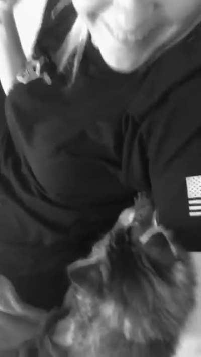 Criminal argues with authorities