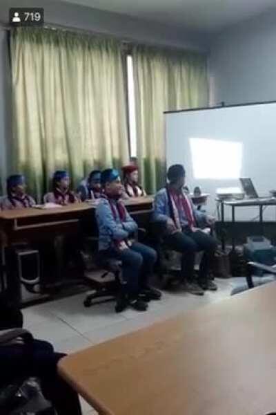 تعليم الديموقراطية: عهد السيد الرئيس الدكتور بشّار حافظ الأسد....