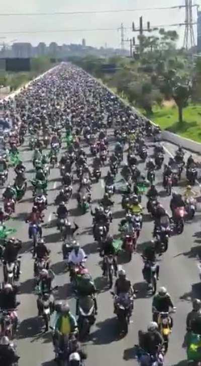 Pra inflamar mais um pouquinho o rabinho da molecada