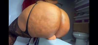 i got full vid and more . hmu if u can pay