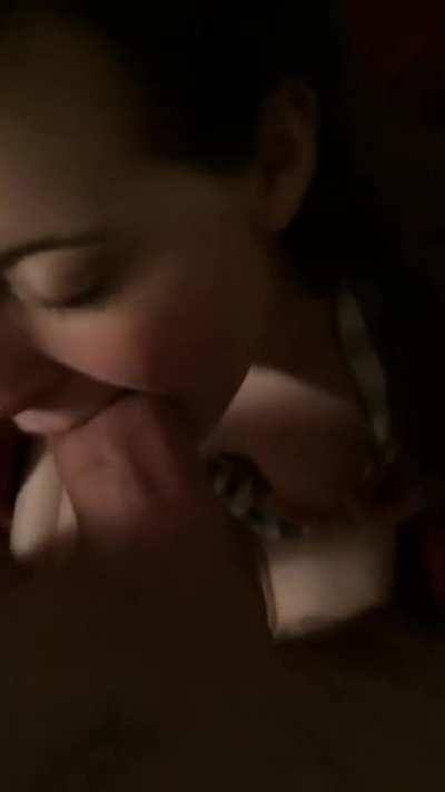 I couldn’t sleep, so I’ll bless Reddit with my tits 🥺👉🏼👈🏼