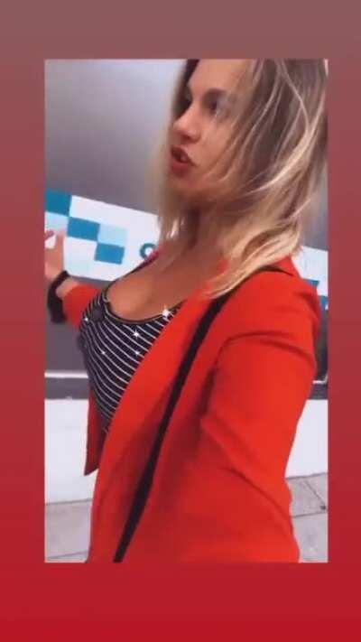 I think she knows what we wanna see ;)