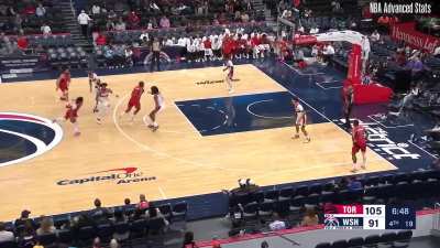 [Highlight] Dillon Jones gets beat off the switch, Marvin Bagley steps up to cut off the drive, Jamir Watkins rotates from the corner to take away the lob, reads the handler's eyes and jumps the skip pass for the steal and earns 2 FTs in transition